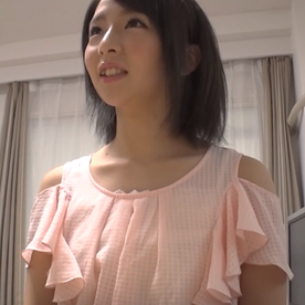 [FC2-PPV-4839605]【素人個撮】18歳メイド喫茶店員さんが個撮の面接に来てくれました！！