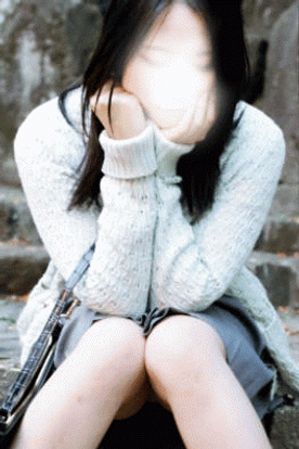 [FC2-PPV-4842689]「パンツ、撮ってません？」外撮りパンティ撮影会