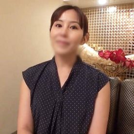 [FC2-PPV-4876657]【中出し】大人の落ち着きと芸能人のような華やかを持つ美熟女（45）◆男の快感ポイントを探るフェラチオ⇒生チ○ポでメス顔イキ！膣内射精！