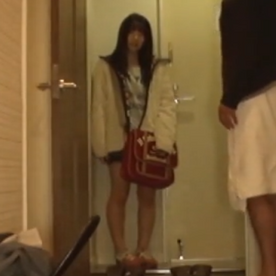 [FC2-PPV-4881654]【超小柄/合法み熟】「今日が初めてなの」えっちが大好きすぎてp活を始めた138cm32kgAカップ超小柄ボディ18歳ひかるちゃん。極太チンポに大量精子を注ぎ込まれ笑顔でイキ狂う変態女子。【限定販売】