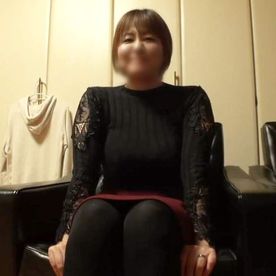 [FC2-PPV-4881913]【中出し】チャーミングなショートヘアーの52歳・人妻◆ジュボフェラとパイズリでご奉仕！激しいピストンに咽び喘ぐド淫乱なセックス！膣内射精！