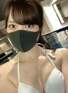 [FC2-PPV-4883670]【無修正】まいちゃん純白水着で初プール！まさかまさかの即ハメ！初ごっくん！【プレミア映像！】