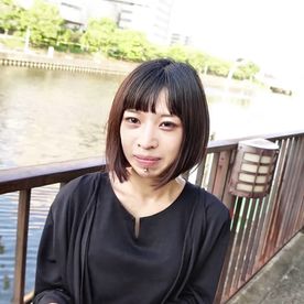 [LAXD-PPV-7e2TwhmCrgFdDhks1mfEBpT]地味な職場女性、魅惑の一面を開放し大胆な姿で18歳以上に変貌