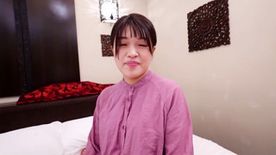 [LAXD-PPV-XZNQ09RttEfu2unCp9ZBndC]誰もいない更衣室で自分の体に触れる清楚な後輩の目