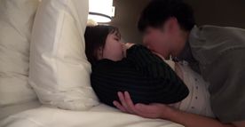 [LAXD-PPV-dmsCFKqtBmQKKAcQy403rxu]出張先のホテルで同僚と秘密の夜を過ごす