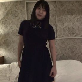 [LAXD-PPV-pvdZ9ENAUcwShxzKmeGay7K]美人妻レン、上品な見た目と裏腹の大胆なエロティック体験