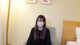 [LAXD-PPV-zG61tHDB4PFPvSMrFbrJSSU]窓ガラスに反射して映り込んだ彼女の着替えシーン