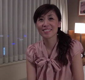 [LAXD-PPV-7mYSD6RnanCkuemMw5smSde]結婚指輪をつけたままのアラフォー美人奥様に中出し大量射精