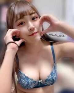 [LAXD-PPV-sh5WuAtHyEhvPHETB2rspQC]【無修正】めちゃくっちゃ可愛い配信者２０歳つ〇〇ちゃん！２０歳で配信はじめて人気者に！エロ可愛い姿を是非！！