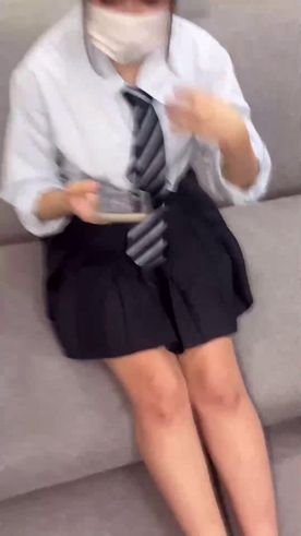 [LAXD-PPV-XTuAtFcSwbWyyxGXWLkyH6Z]美容室のクロスの中で行われる秘密の接触