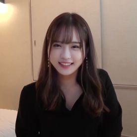 [LAXD-PPV-QbwQkvzEdVCYKLmehgUG2AU]【特典あり】『実は彼氏じゃ物足りなくて・・』可愛い顔して騎乗位で腰振りイキまくり