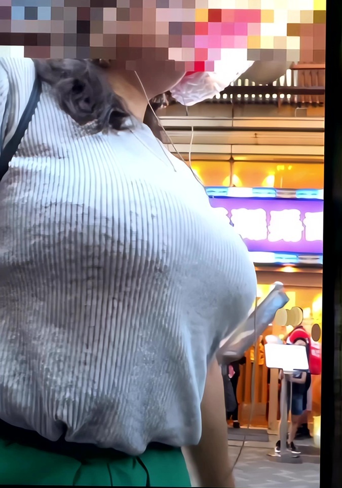 [Pcolle-PPV-2781766a2c8e293ab6b]【再販】205爆乳というか爆得体ギャル