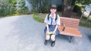 [Pcolle-PPV-2799136a69e77aedfce]【原石美女こころシリーズ13】制服で「こころチャンネル」スタート!?撮影に同行してスカートの中を観察5日分