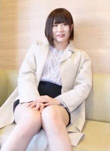 [LAXD-PPV-NKYPpyDJvP97RkqZxPMXGwu]【無修正】素朴で優しい雰囲気の美容師美女、都会で見せた柔らかな微笑み
