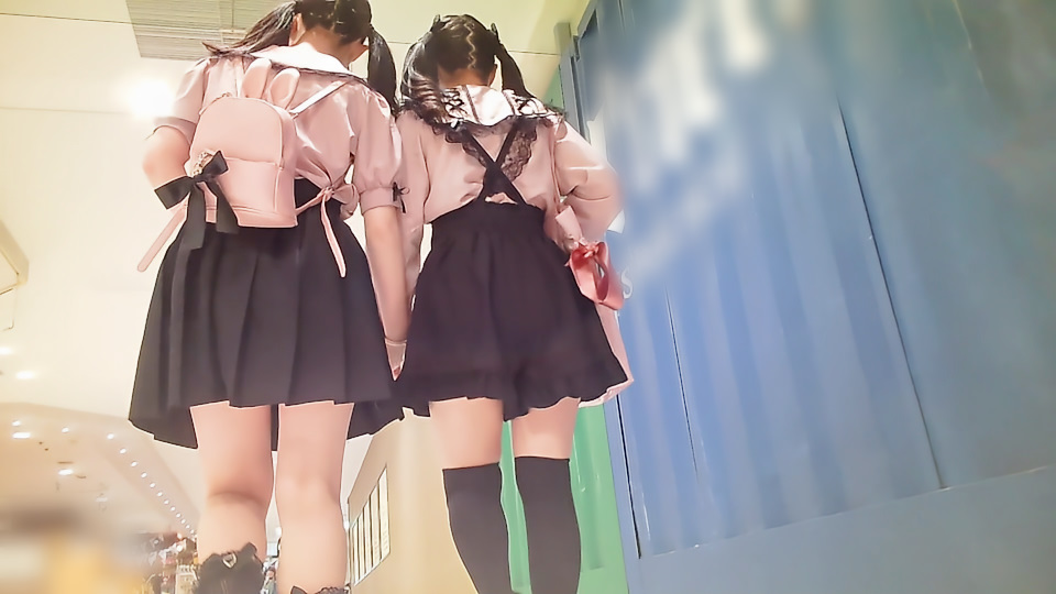 [Pcolle-PPV-2800696a6e8ee6cf1bd]ツインテール、ニーハイ、双子コーデ女子まとめて3組登場のお買い得セット