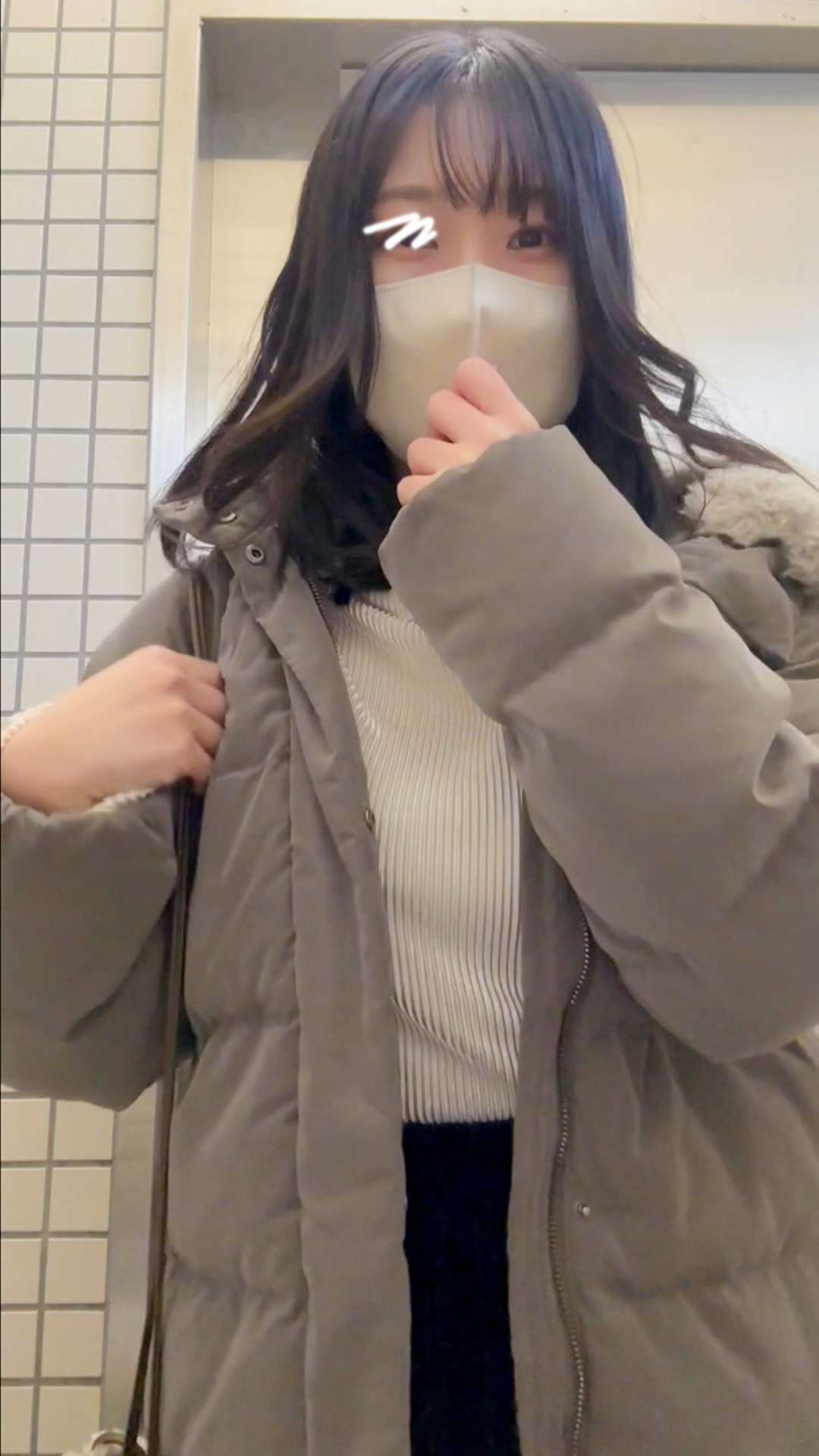 [Pcolle-PPV-2796866a630cf8a3134]【自撮りオナ】近所の公園の公衆トイレで…♥美巨乳JDみつきちゃん(25)