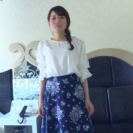 [FC2-PPV-4945960]不倫とは無縁そうな清楚顔アラフォー人妻。「もっとお尻ペチペチぃ！パンパン突いてぇ♥」ｽﾊﾟ〇ｷﾝｸﾞと鬼ピストンに喜ぶ変態ドM。