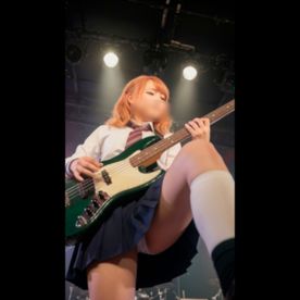 [FC2-PPV-4944619]*緊急*【ライブ時丸見え動画渦中】レーベル契約済み、制服演奏で人気4ピースガールズバンド・ベース18歳。初純粋まっピンクま〇こに容赦無く奥ゴリ当てピストン、問答無用中出しで悶絶絶叫禁断実録。